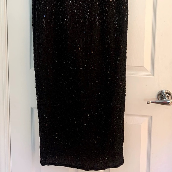 🎉Host Pick🎉 Long, Beaded black gown 🖤 - Picture 3 of 5